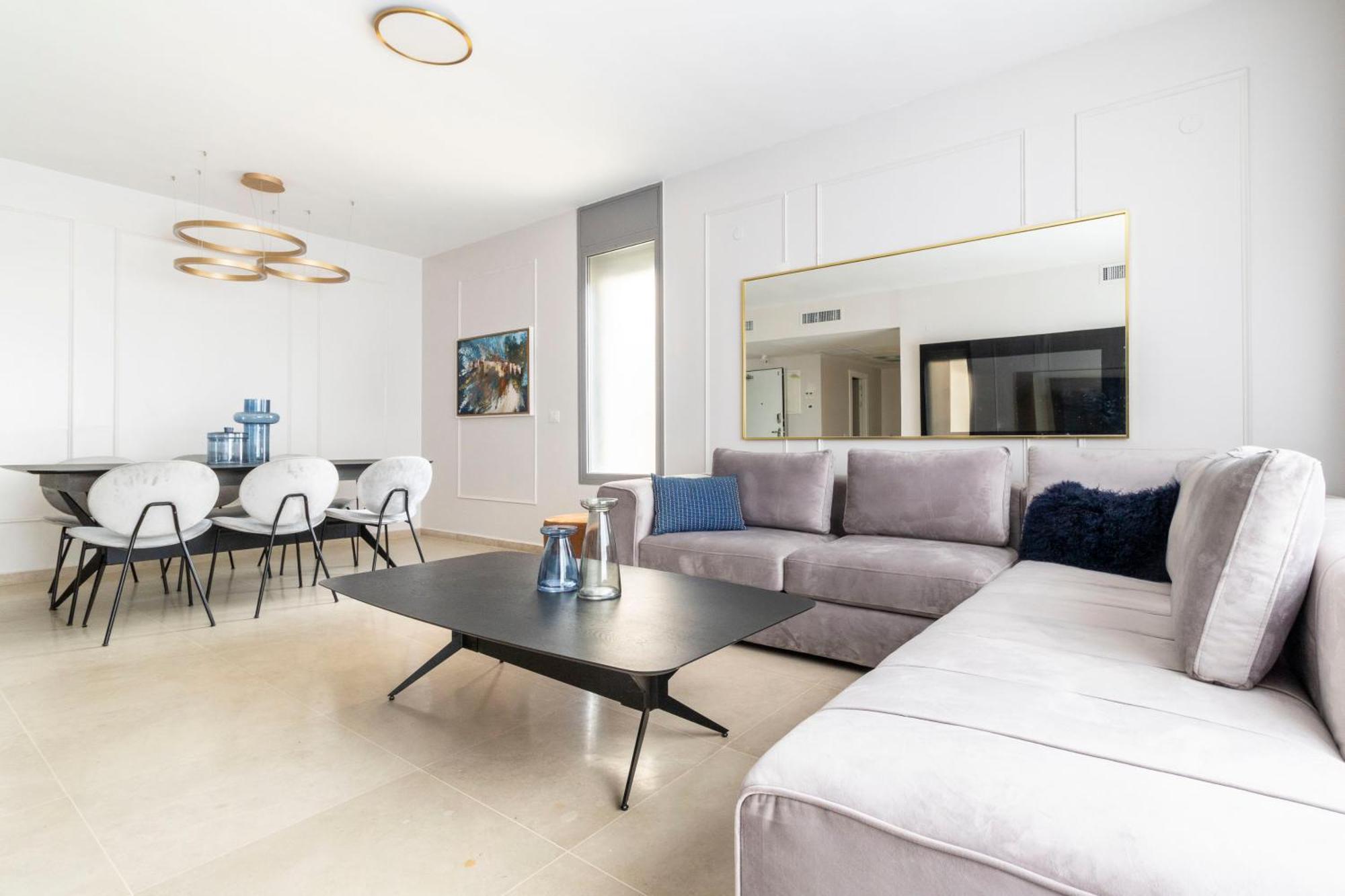 Ha-nevi'im St 22 - Isrentals Apartment *